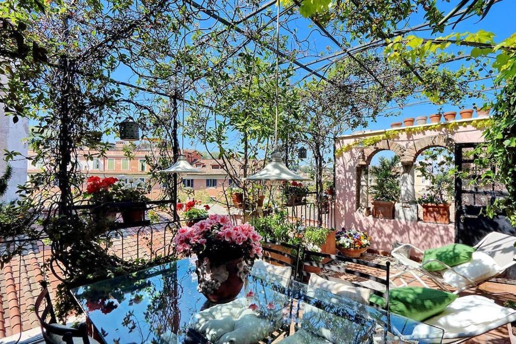 Spectacular Luxury Flat In Trastevere Рим Экстерьер фото