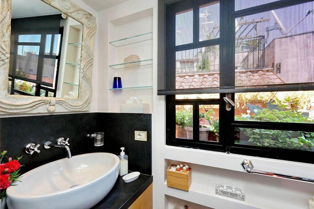 Spectacular Luxury Flat In Trastevere Рим Экстерьер фото